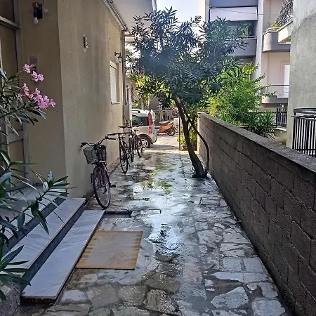 Meteora Stavroulas Place Apartment
